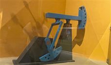 我国首台套新能源无人驾驶矿卡正式发布并投入使用